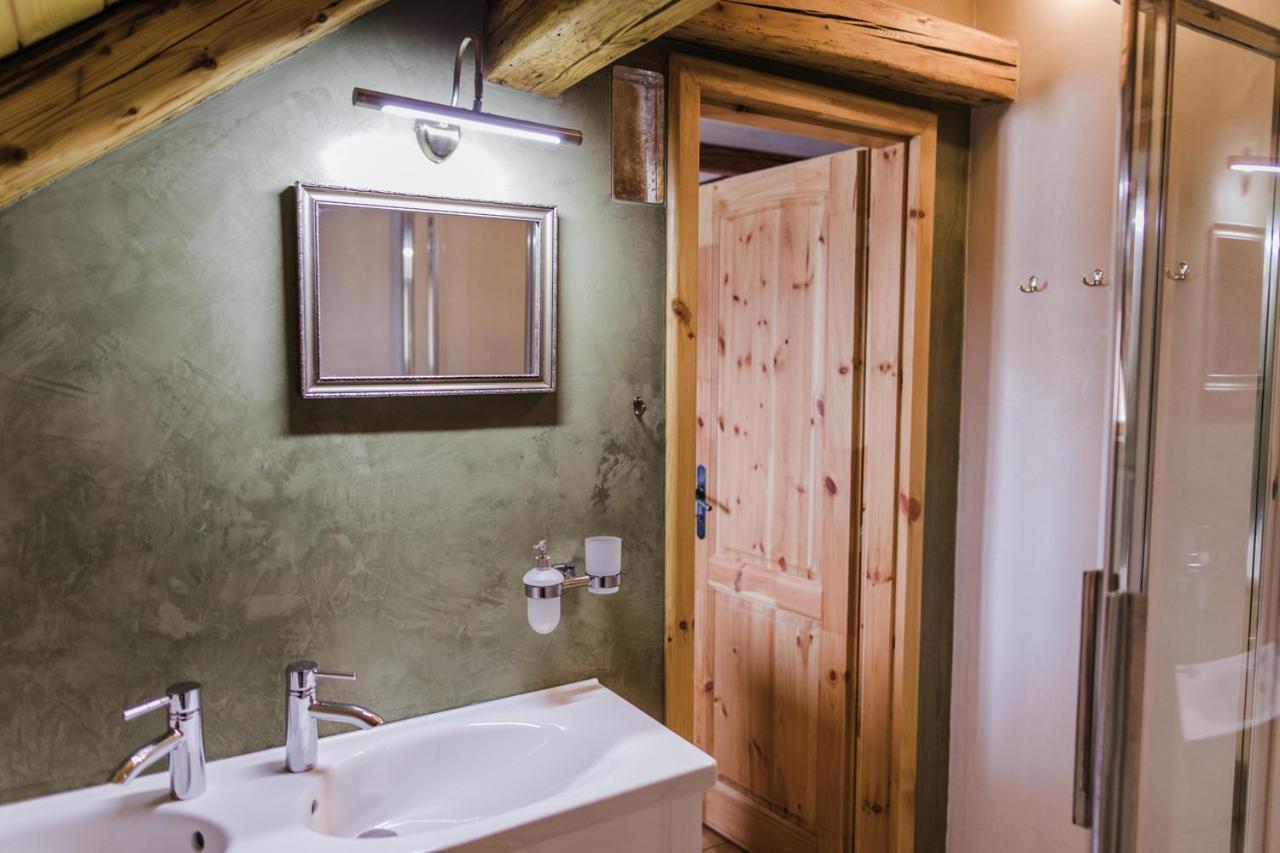 Hotel Krasna Samota Chřibská Zewnętrze zdjęcie