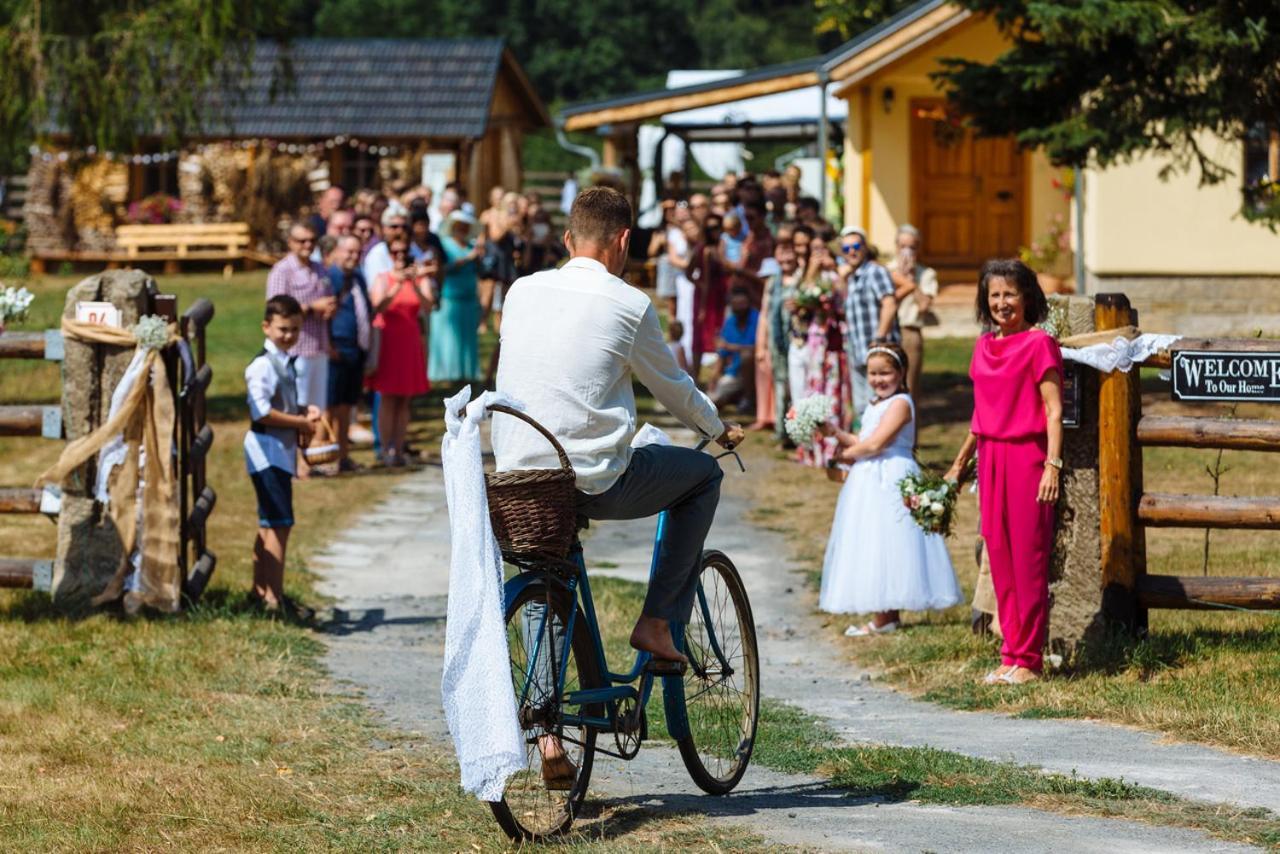 Hotel Krasna Samota Chřibská Zewnętrze zdjęcie