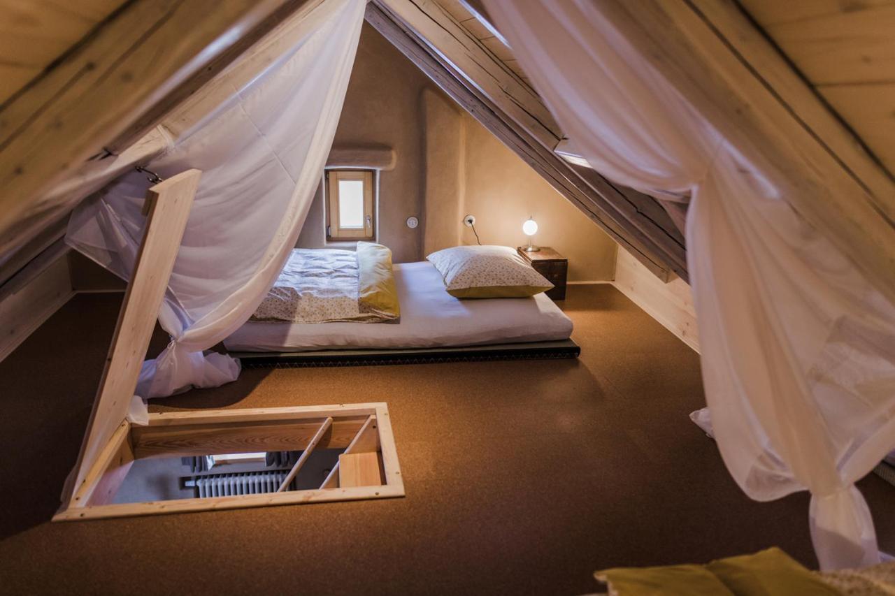 Hotel Krasna Samota Chřibská Zewnętrze zdjęcie