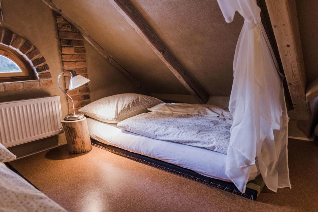 Hotel Krasna Samota Chřibská Zewnętrze zdjęcie